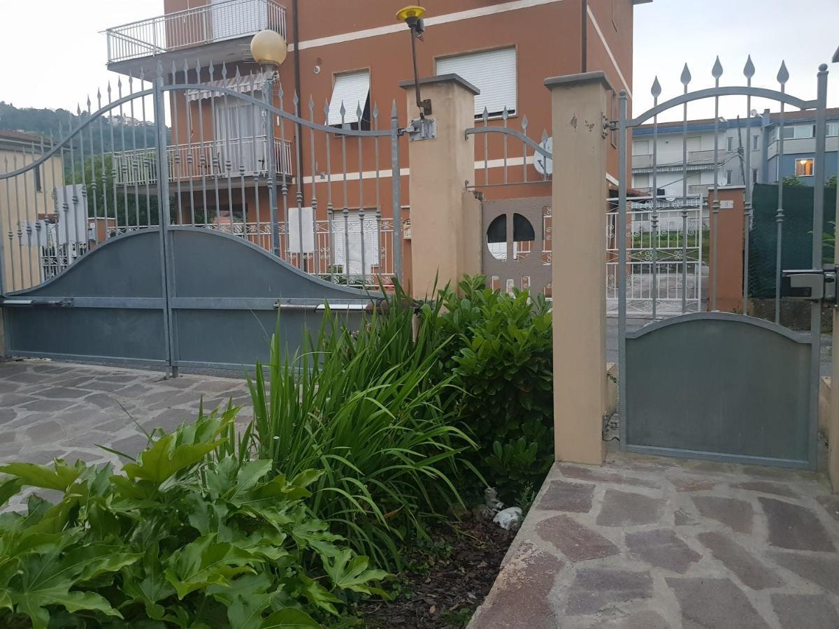 B&B La Damigiana Fioi Piano di Follo Bagian luar foto