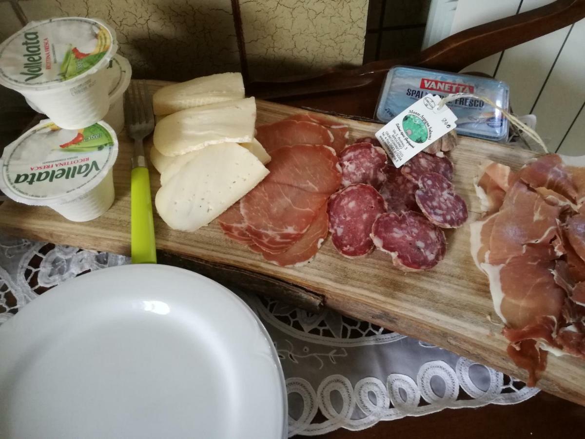 B&B La Damigiana Fioi Piano di Follo Bagian luar foto